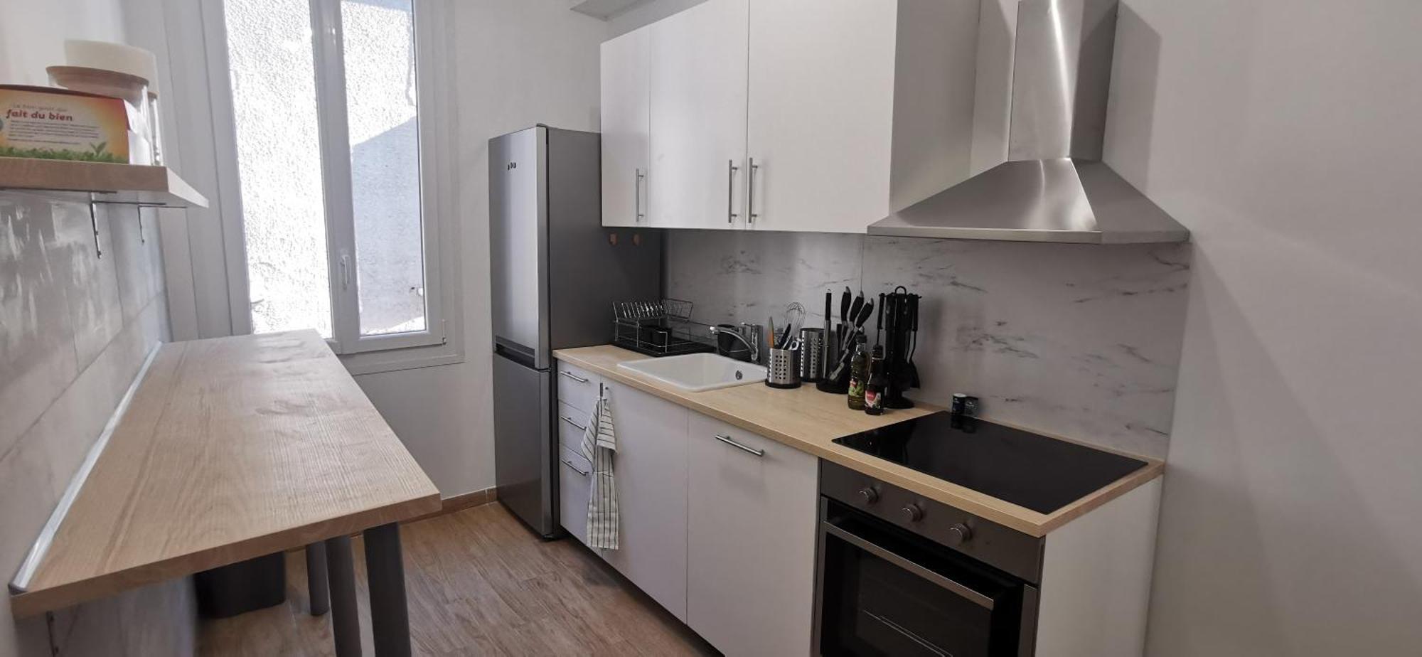 Appartements Et Studio Renoves En 2022, Intra Muros Авиньон Экстерьер фото
